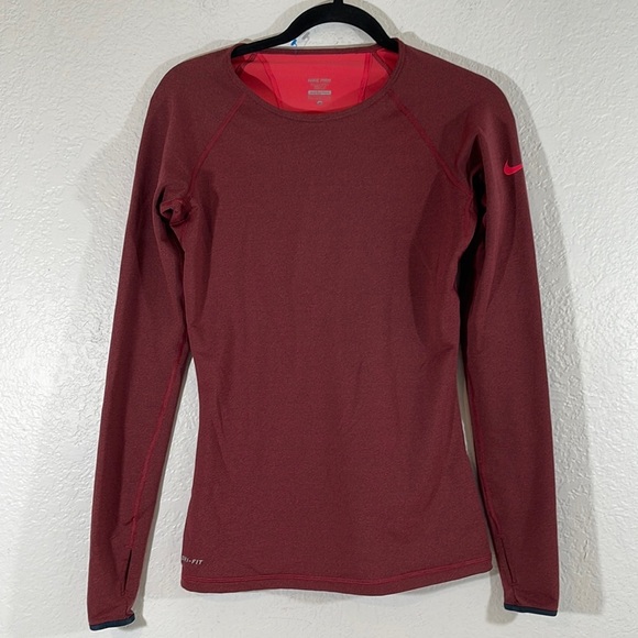 Nike Tops - NIKE PRO HYPERWARM DRI-FIT 2 Tone Pullover Size Medium